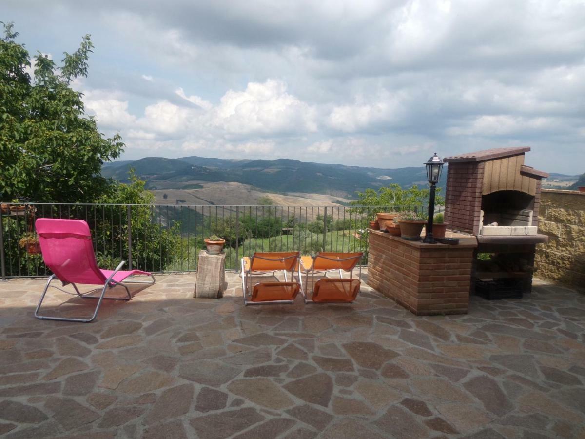 Casa Vacanze Santa Cristina Volterra Exterior foto